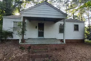 406 Courtland Dr, Sanford, NC 27330 - Photo 3