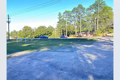 581 N Reilly Road, Fayetteville, NC 28303 - Photo 7