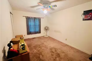 1505 E 7th St, Lumberton, NC 28358 - Photo 17