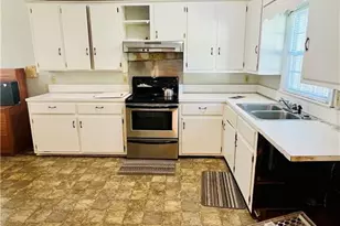 1505 E 7th St, Lumberton, NC 28358 - Photo 13