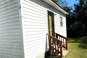 400 McLeod Rd, Red Springs, NC 28377 - Photo 11