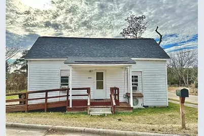 400 McLeod Road, Red Springs, NC 28377 - Photo 1