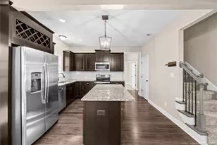 1142 Yellowwood Dr, Aberdeen, NC 28315 - Photo 11