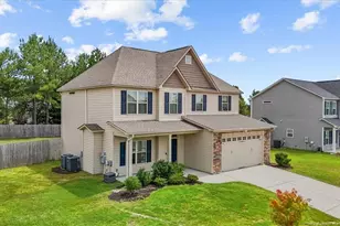 1142 Yellowwood Dr, Aberdeen, NC 28315 - Photo 3