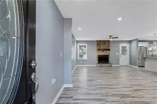 6905 Pine Creek Ct, Fayetteville, NC 28314 - Photo 5