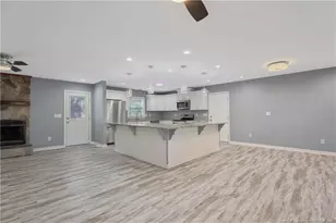 6905 Pine Creek Ct, Fayetteville, NC 28314 - Photo 7