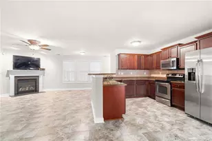 2813 Blockade Runner Dr, Fayetteville, NC 28306 - Photo 17