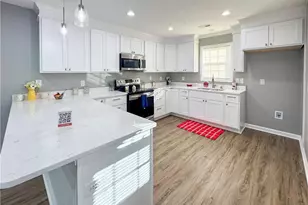 3601 Cliffridge Dr, Lumberton, NC 28358 - Photo 11