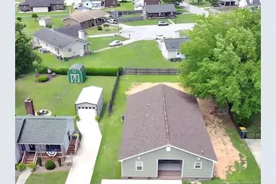 3601 Cliffridge Drive, Lumberton, NC 28358 - Photo 5