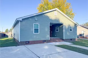 3601 Cliffridge Dr, Lumberton, NC 28358 - Photo 3