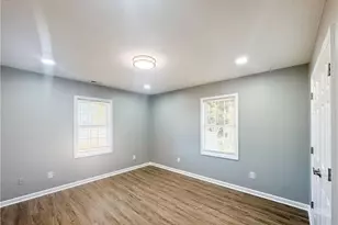 3601 Cliffridge Dr, Lumberton, NC 28358 - Photo 17