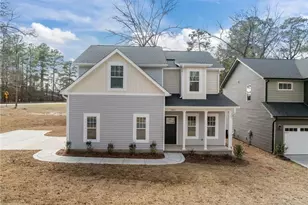 7001 Summerlin Dr, Fayetteville, NC 28306 - Photo 1