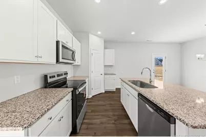 302 Happy Trail Road, Aberdeen, NC 28315 - Photo 15