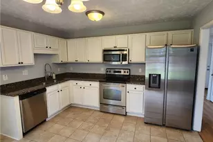 3500 Cokefield Dr, Fayetteville, NC 28306 - Photo 5