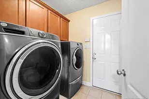 1812 Citidancer Ct, Hope Mills, NC 28348 - Photo 13