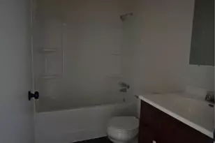 405 Chavis St, Pembroke, NC 28372 - Photo 5