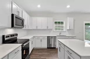 1043 Misty Creek Dr, Aberdeen, NC 28315 - Photo 19