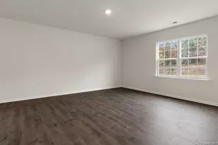 1043 Misty Creek Dr, Aberdeen, NC 28315 - Photo 7