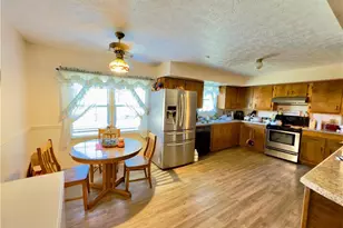 4506 Tobacco Rd, Orrum, NC 28369 - Photo 5