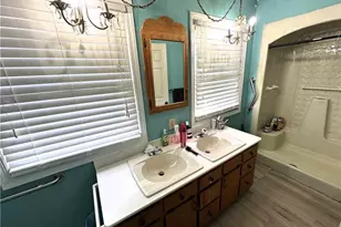 310 Old Hertford Ln, Spring Lake, NC 28390 - Photo 21