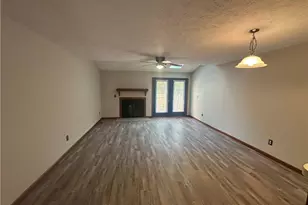 1202 Huntsman Ct, Fayetteville, NC 28303 - Photo 3