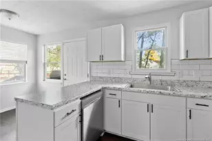 6838 Timbercroft Ln, Fayetteville, NC 28314 - Photo 9