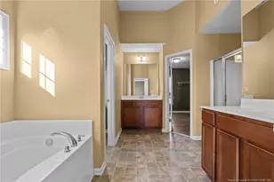 808 Camwheel Dr, Hope Mills, NC 28348 - Photo 37