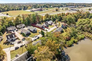 3530 Riverside Dr, Greensboro, NC 27406 - Photo 45