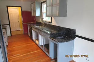 309 Broomfield Ct, Fayetteville, NC 28311 - Photo 3