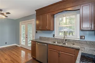 721 Shambrey St, Fayetteville, NC 28301 - Photo 9