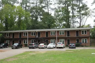 210-25 Colonial Dr, Fayetteville, NC 28301 - Photo 1