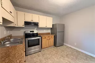 5833 Aftonshire Dr, Fayetteville, NC 28304 - Photo 7