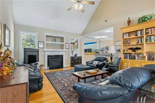 383 Falling Water Rd, Spring Lake, NC 28390 - Photo 7