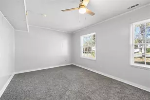 709 Platinum St, Fayetteville, NC 28311 - Photo 13