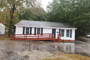 211 Owen Dr, Fayetteville, NC 28304 - Photo 1