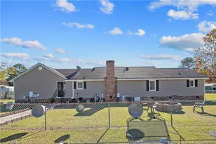 2007 Yarborough Rd, Saint Pauls, NC 28384 - Photo 29