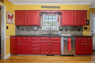 2007 Yarborough Rd, Saint Pauls, NC 28384 - Photo 11