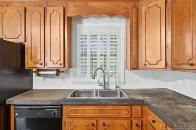 615 E 3rd Avenue, Red Springs, NC 28377 - Photo 7