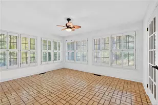 615 E 3rd Ave, Red Springs, NC 28377 - Photo 9