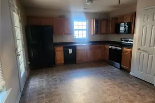 1229 Locks Creek Rd, Fayetteville, NC 28312 - Photo 5