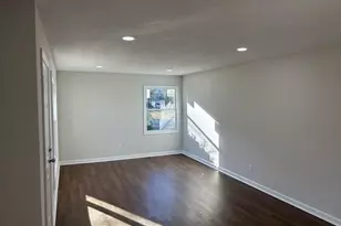 2012 Ironwood Dr, Fayetteville, NC 28304 - Photo 3