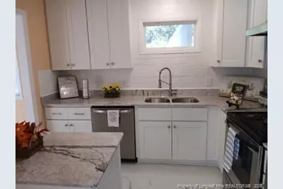 727 Ashburton Drive, Fayetteville, NC 28301 - Photo 13