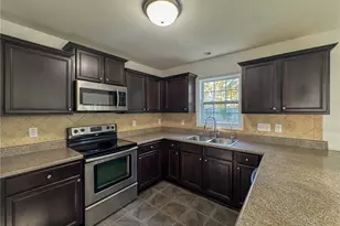 142 Crestwood Ln, Raeford, NC 28376 - Photo 13