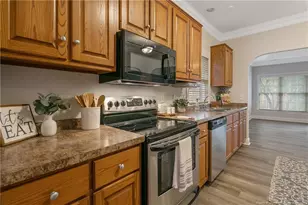 310 Coverly Square, Fayetteville, NC 28303 - Photo 19