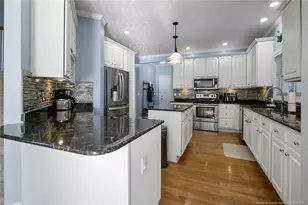 6826 Surrey Rd, Fayetteville, NC 28306 - Photo 17