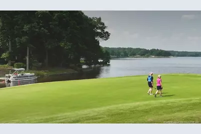 2004 Country Club Court, Sanford, NC 27332 - Photo 5