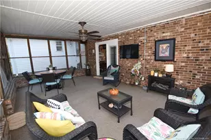 401 W 33 St, Lumberton, NC 28358 - Photo 31