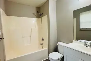 6124 Lonestar Rd, Fayetteville, NC 28303 - Photo 13