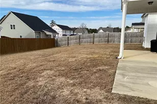 277 Pendleton St, Raeford, NC 28376 - Photo 25