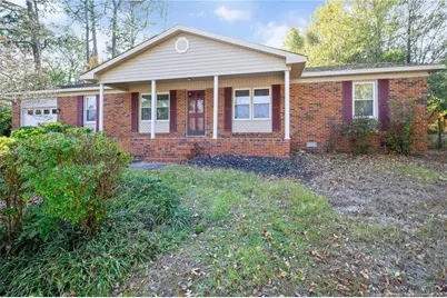 5907 Ormskirk Drive, Fayetteville, NC 28304 - Photo 3